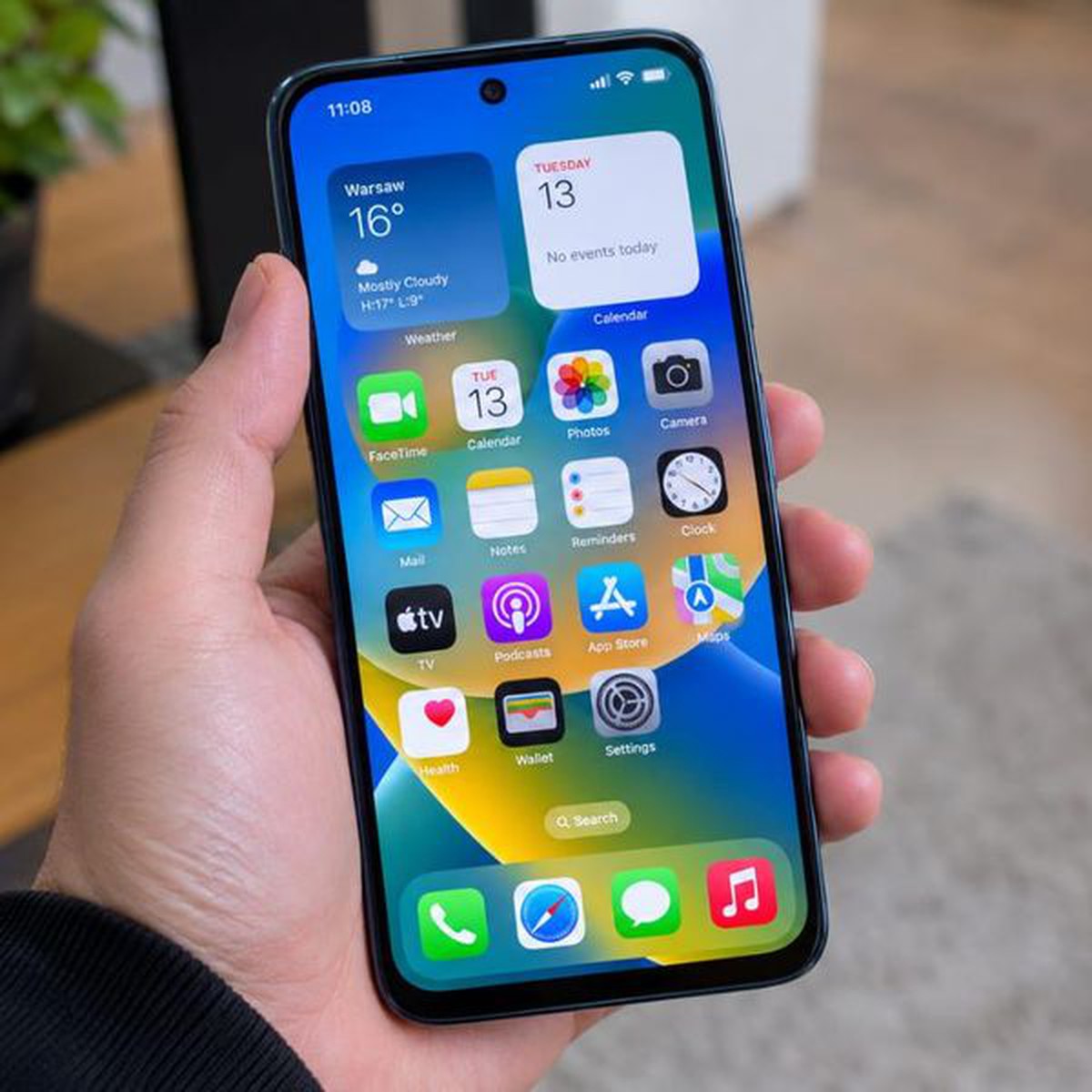 Không phải giả lập, AI giúp iOS chạy được trên điện thoại Xiaomi, nhưng chỉ để cho vui