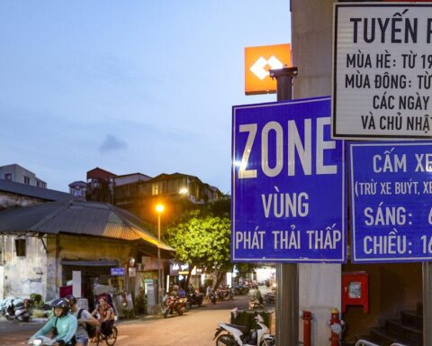 Đề xuất nguyên tắc lập vùng phát thải thấp, ưu tiên kiểm soát xe chạy xăng, dầu