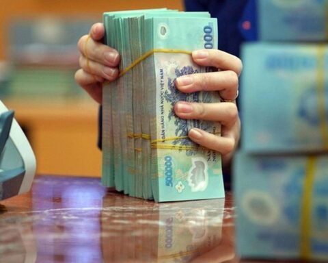 Đề xuất ngân hàng giảm lãi vay, chia sẻ lợi nhuận với khách hàng
