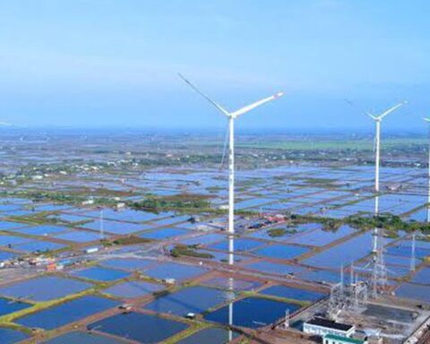 Chủ tịch Kosy Group và doanh nghiệp liên quan bị bán giải chấp cổ phiếu KOS
