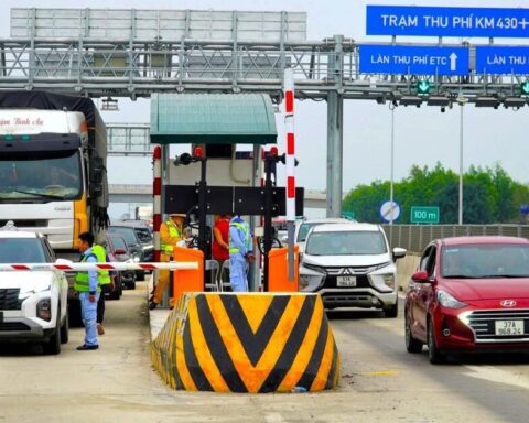 Bộ Xây dựng làm rõ VETC, ePass thu phí 6.600 đồng/tháng