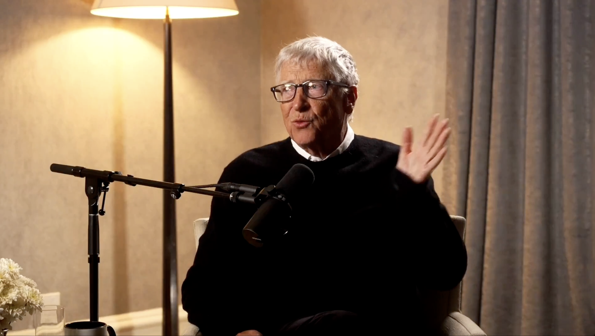 Sau tuyên bố chấn động của Elon Musk, đến lượt Bill Gates đồng ý: “Trong 20 năm tới lao động con người sẽ không còn bắt buộc”