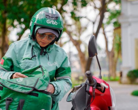 Grab hỗ trợ nhiều tài xế có hoàn cảnh khó khăn