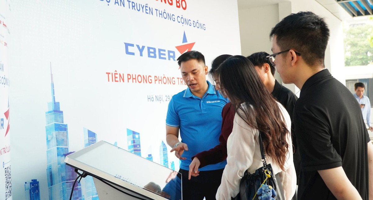 Sinh viên tham gia xây dựng “lá chắn số” chống lừa đảo trực tuyến
