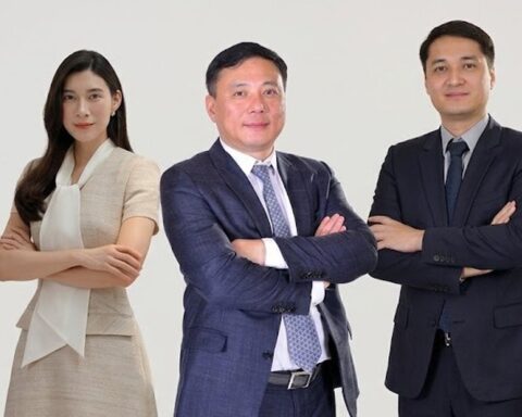 Người cha gây dựng tập đoàn đa ngành từ nhà thầu cơ điện, con trai có 2 bằng thạc sĩ Mỹ, con gái sinh năm 1991 từng được Forbes Vietnam vinh danh, hiện cả 2 là Phó Chủ tịch tập đoàn