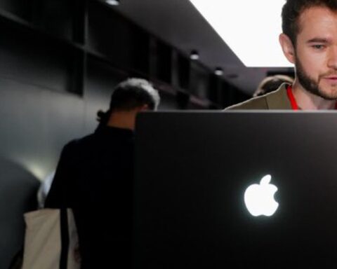 Vì sao mang logo quả táo phát sáng trở lại? Lãnh đạo Apple đáp bằng bốn chữ này