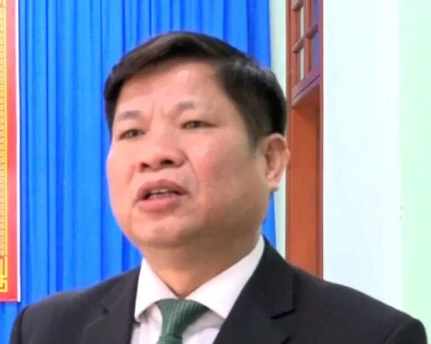 Chiêu ‘bật đèn xanh’ để nhà thầu nâng khống giá trị hợp đồng cây xanh của 3 nguyên Chủ tịch huyện ở Quảng Trị