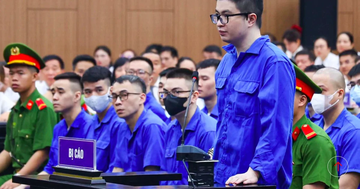 Chủ tọa đặt câu hỏi khiến mẹ siêu lừa Mr Pips lúng túng, bị hại đồng loạt vỗ tay