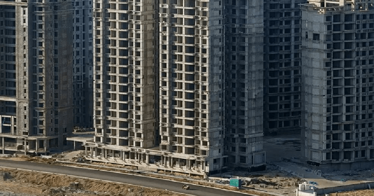 Đảo nhân tạo 12 tỷ NDT của Evergrande thành “vùng đất chết”, hàng loạt công trình bỏ hoang giữa cuộc khủng hoảng bất động sản Trung Quốc