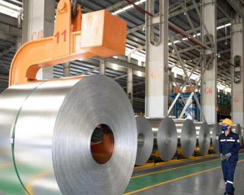 Tập đoàn Hoa Sen đạt 623 tỷ đồng lợi nhuận sau thuế trong NĐTC 2025 – 2026, hoàn thành 104% kế hoạch ở phương án cao