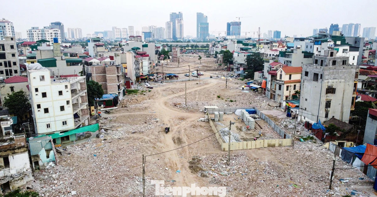 Tây Thăng Long: Nhà đã tháo dỡ, mặt bằng bỏ trống hơn 3 tháng