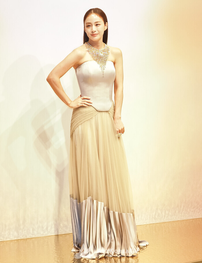 Kim Tae Hee đứng trước bão bình luận độc hại chưa từng thấy: Ăn mặc tệ, mỡ thừa 