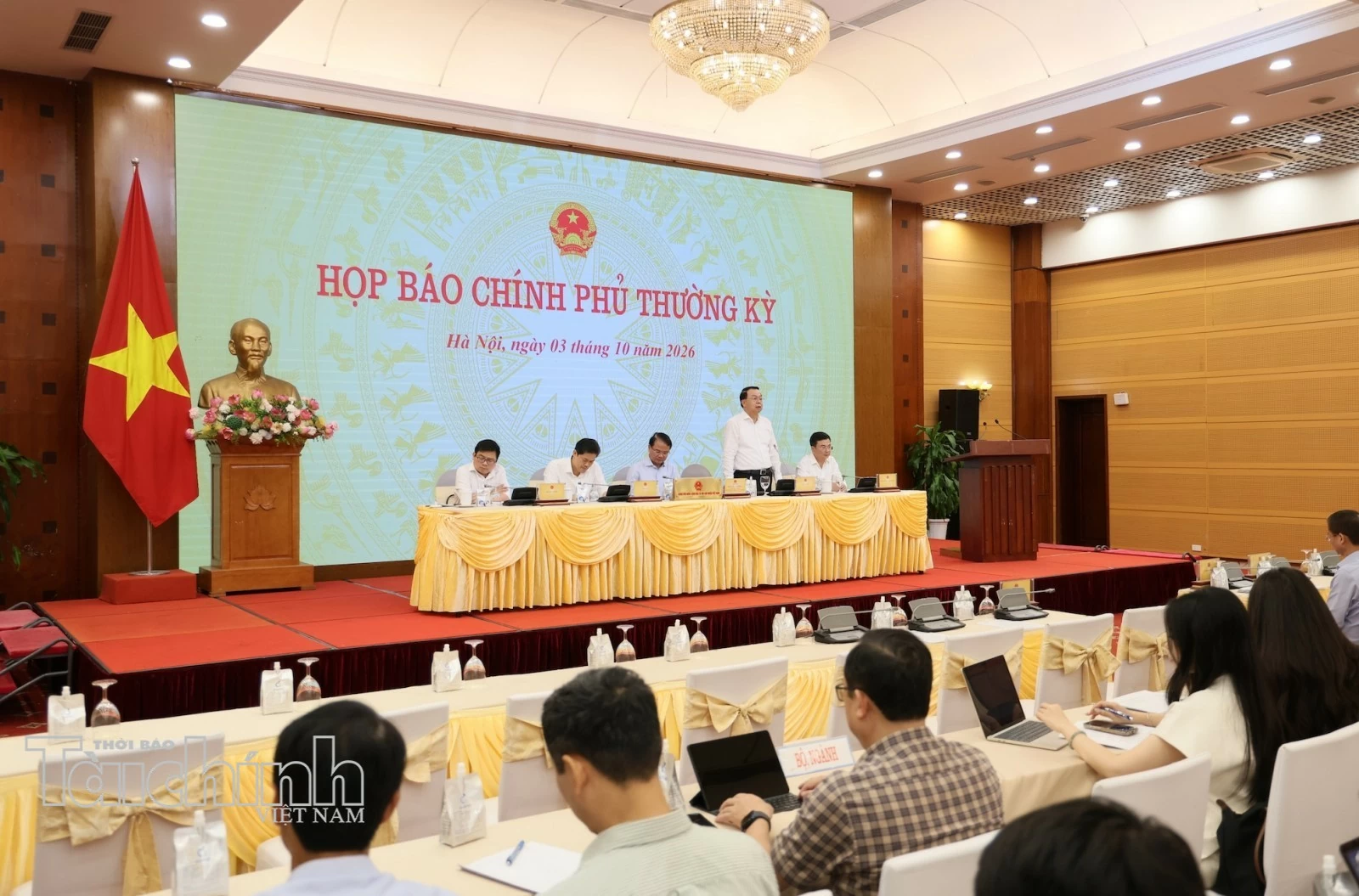 Bốn nhóm giải pháp phát triển thị trường chứng khoán sau nâng hạng