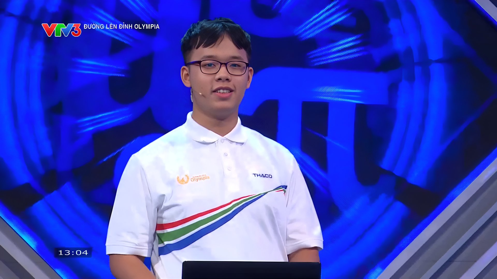Gặp nam sinh 2009 hát được quốc ca 135 nước vừa lọt Chung kết Olympia 2026: 
