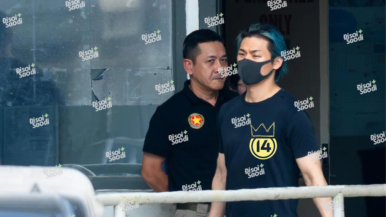 ĐỘC QUYỀN bộ ảnh “nét căng” BIGBANG trên đường ra SVĐ Mỹ Đình: G-Dragon để râu mà vẫn bảnh, Taeyang - Daesung giữ phong độ - Ảnh 8.