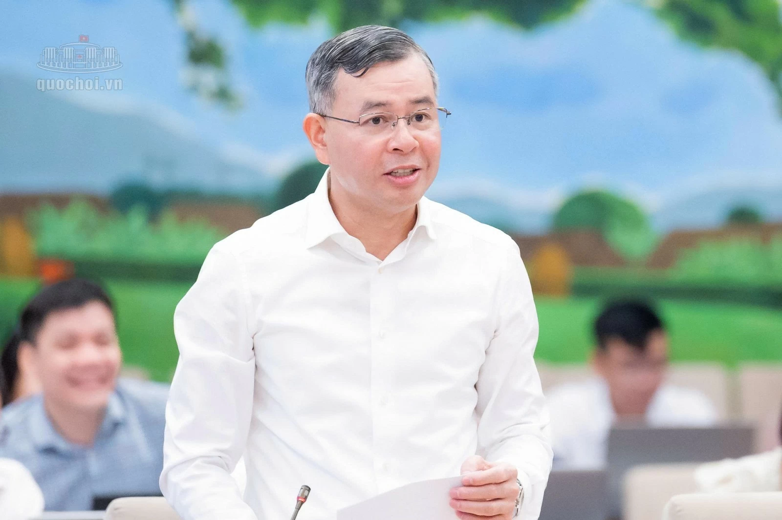 Sửa Luật Đấu thầu: Ưu tiên sản phẩm, tổ chức đấu thầu trong nước