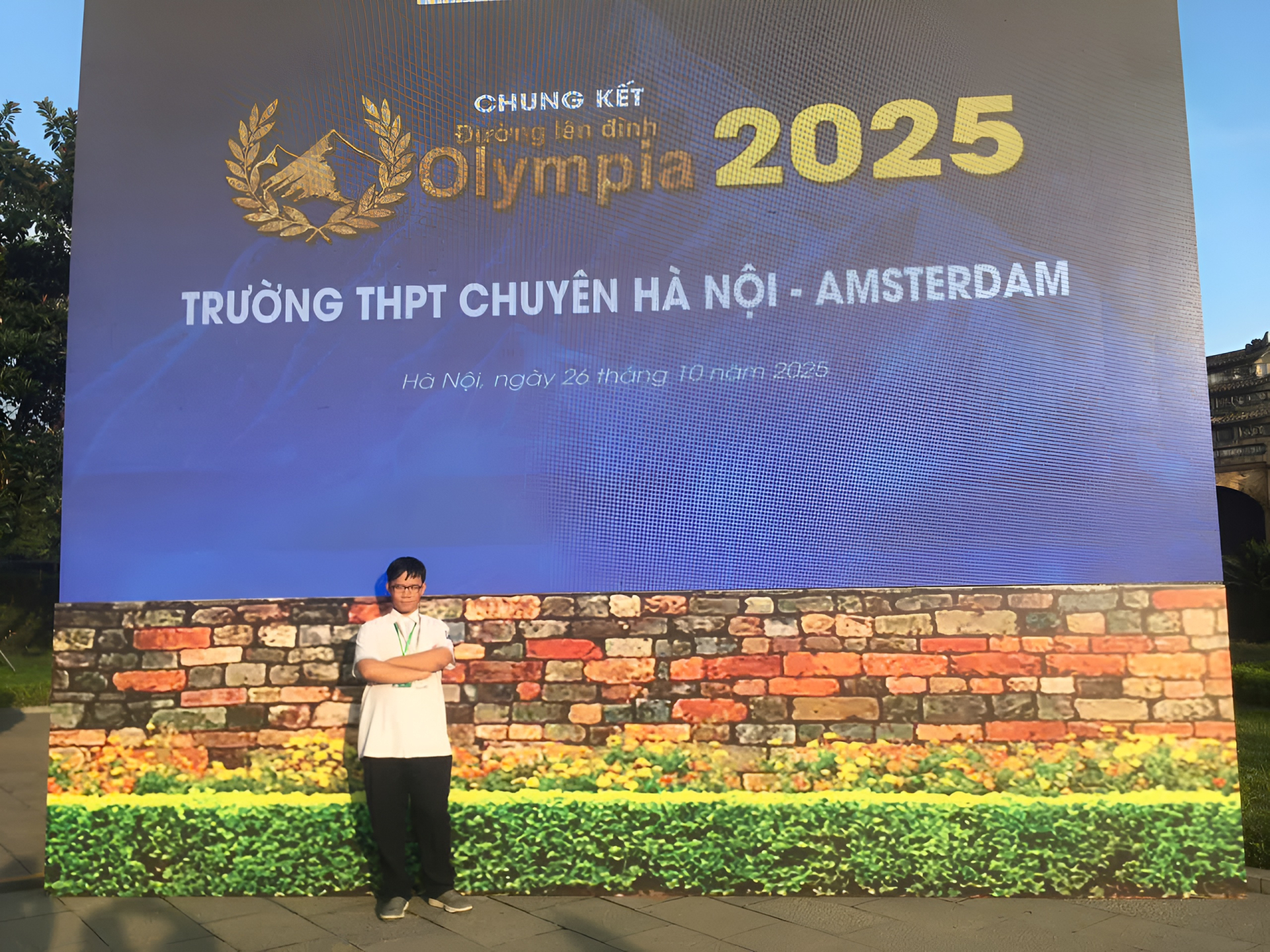 Gặp nam sinh 2009 hát được quốc ca 135 nước vừa lọt Chung kết Olympia 2026: 