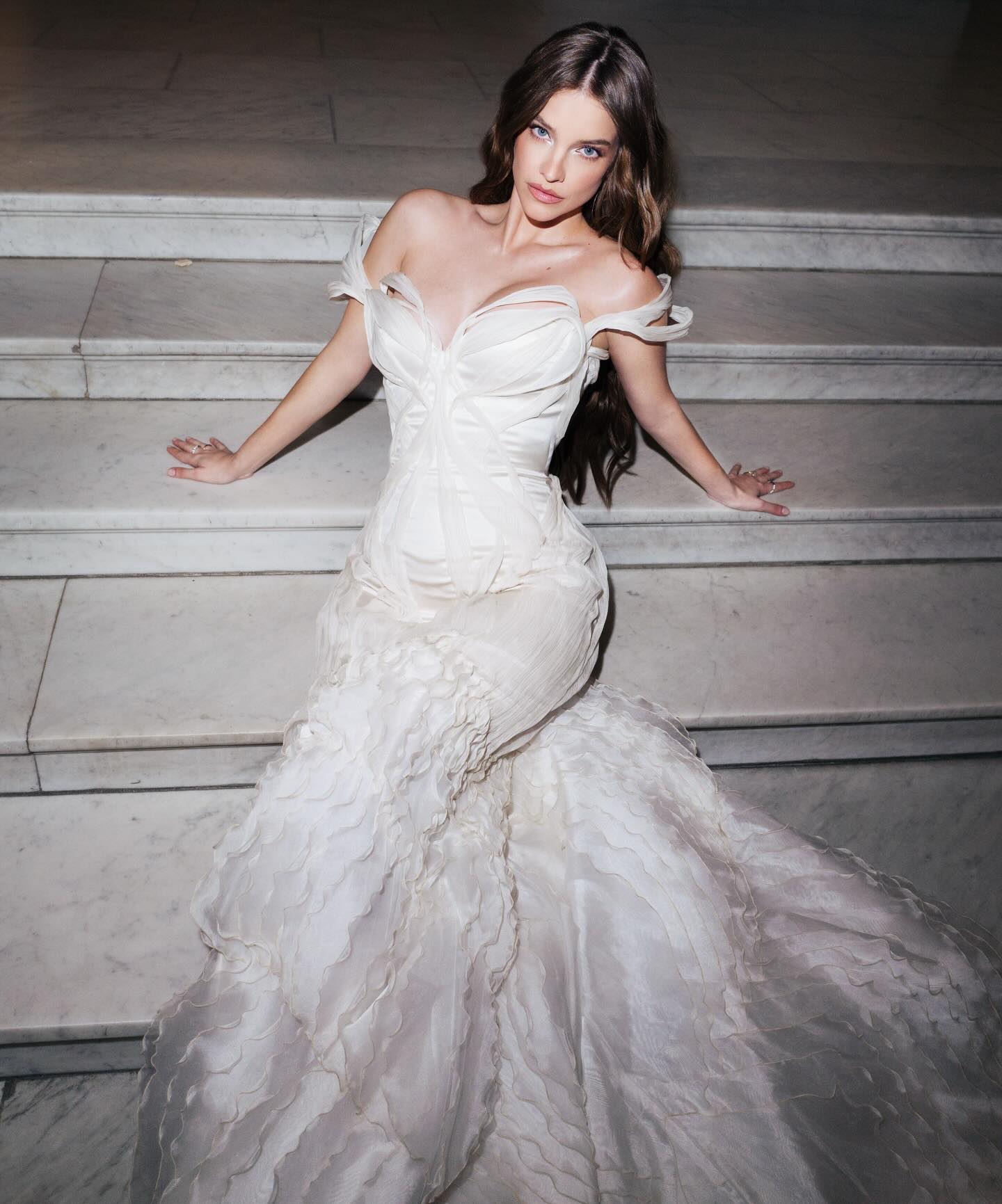 Barbara Palvin trình diễn nội y sau 6 tuần sinh con bị tranh luận gay gắt: "Cơ thể phụ nữ sau sinh không phải 1 dự án cần chạy deadline"- Ảnh 6.