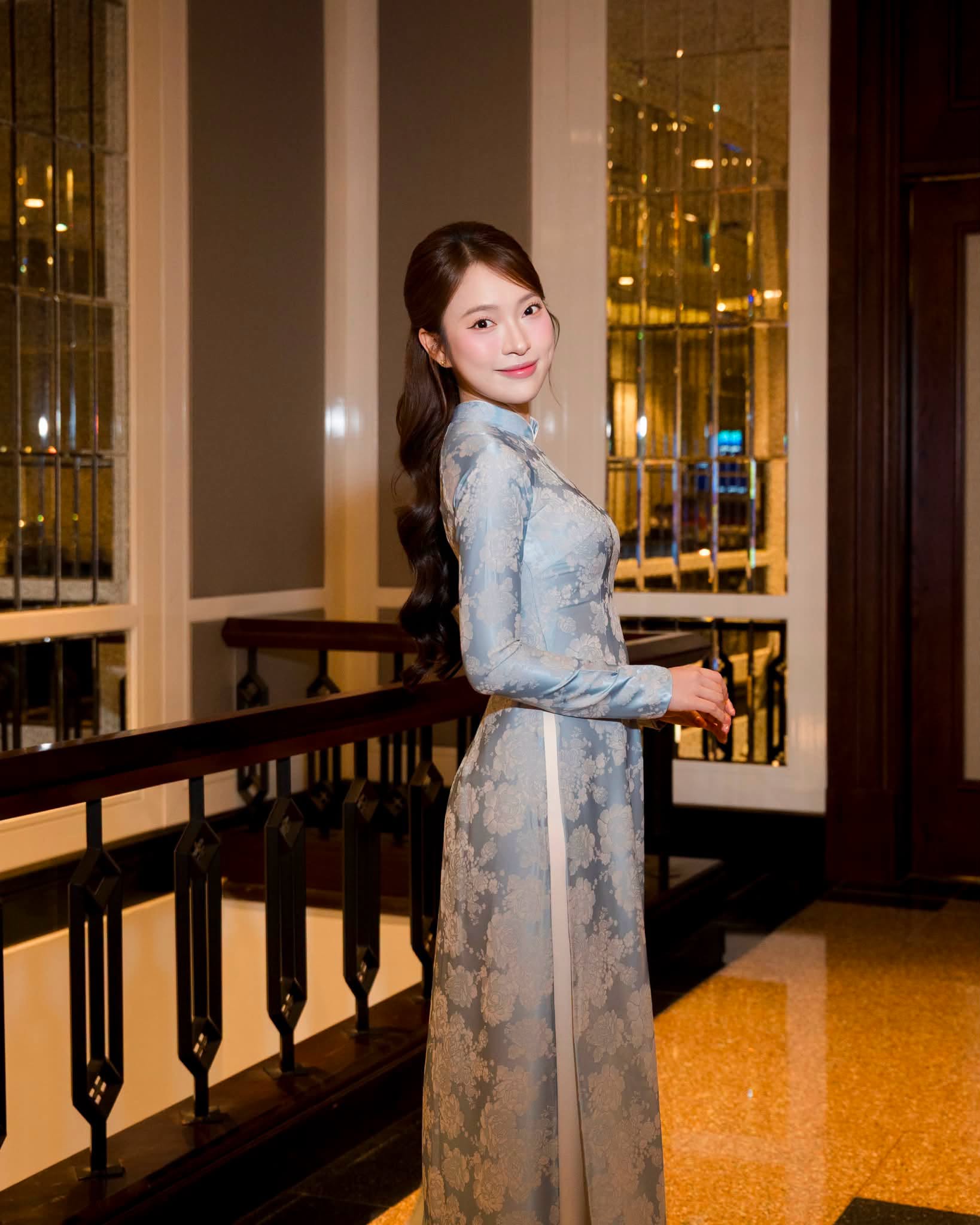 Sốc visual với MC Khánh Vy ở chung kết Miss Universe Vietnam: 