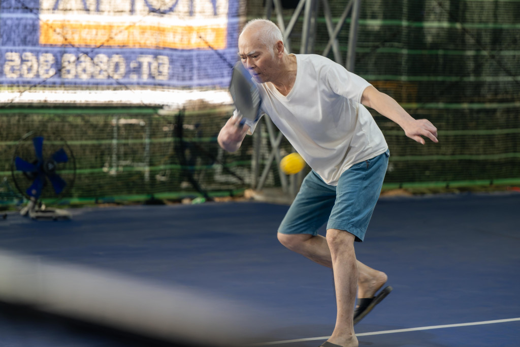 Viện dưỡng lão sáng đánh pickleball, chiều hát karaoke, giá trọn gói 6 triệu đồng/tháng - Ảnh 5.