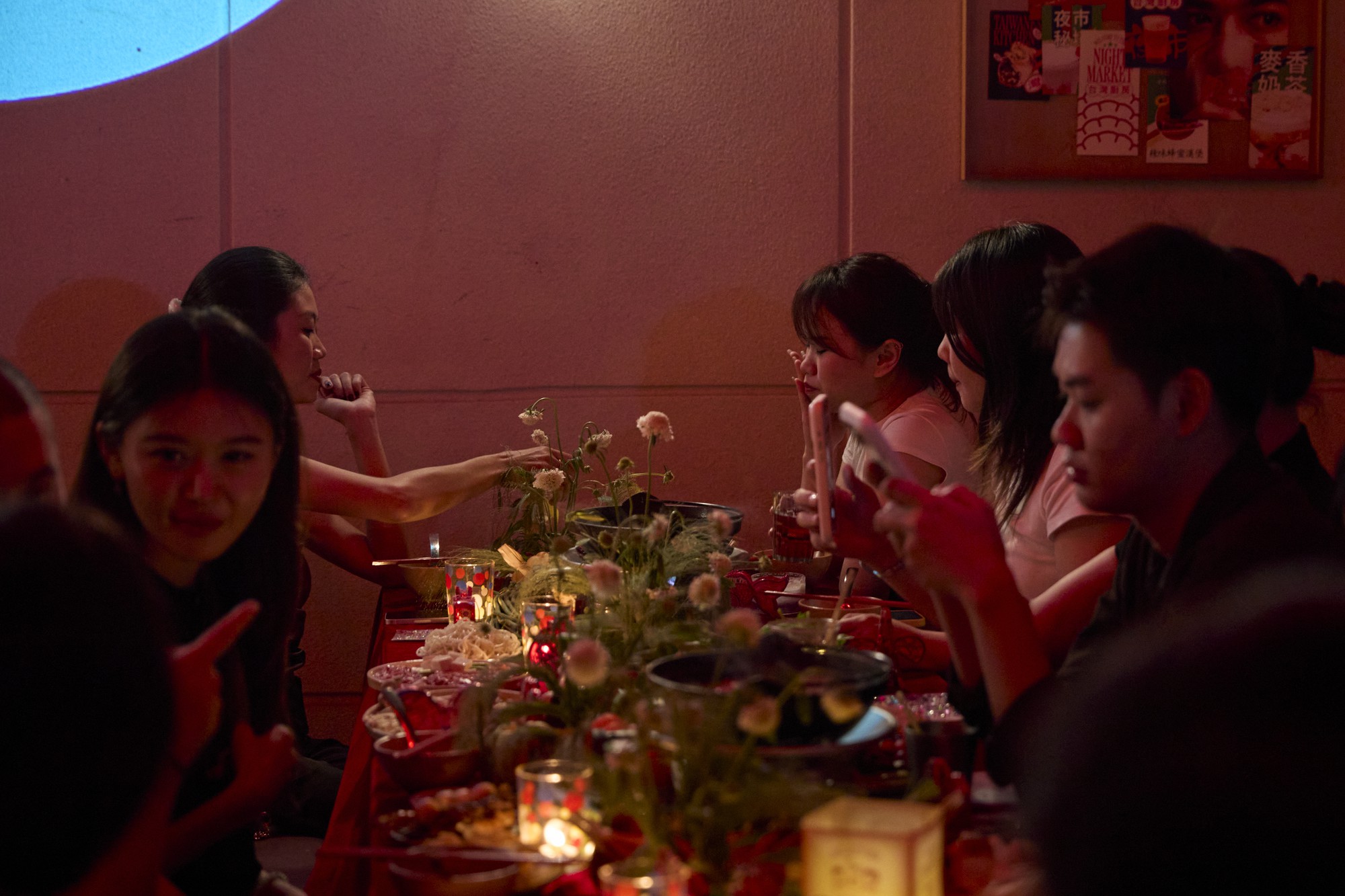 Trả tiền triệu để ăn tối với người lạ: Supper club là gì mà từ London, Dubai đến TP.HCM đều “cháy vé”?- Ảnh 22.