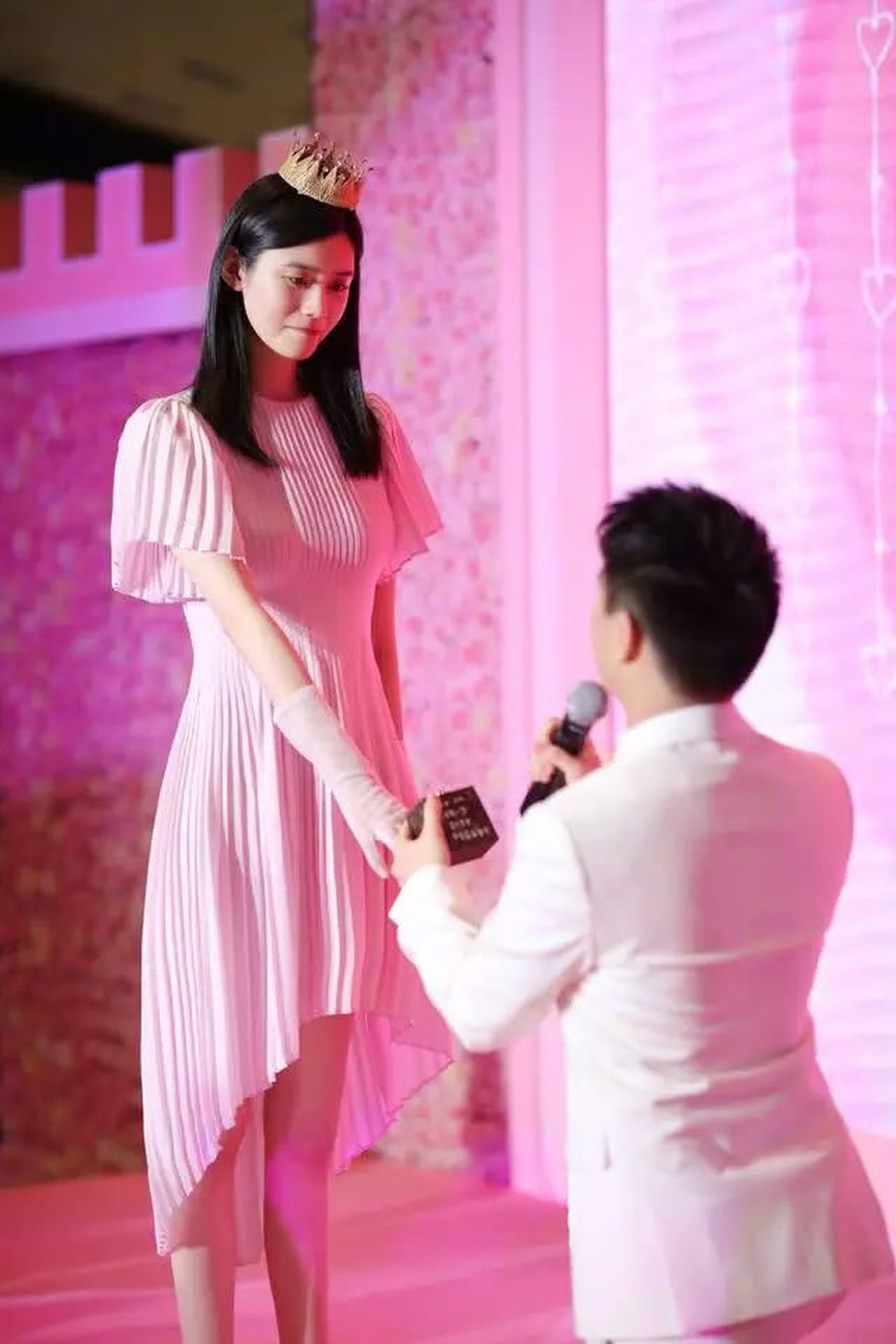 Hề Mộng Dao sau cú ngã 