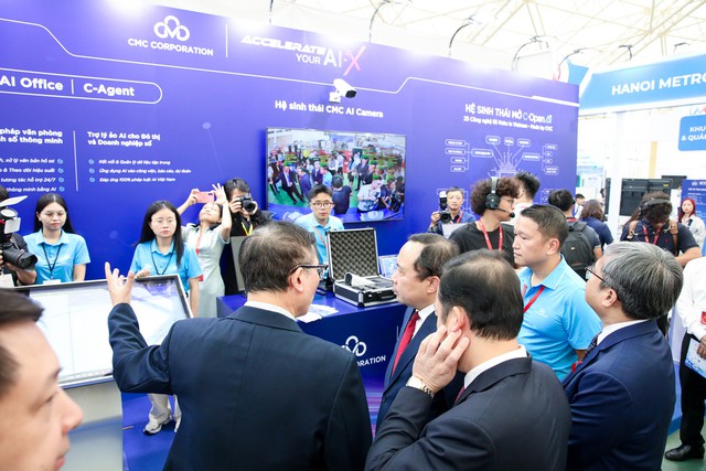 CMC giới thiệu hệ sinh thái AI Make in Vietnam - Ảnh 2. CMC giới thiệu hệ sinh thái AI Make in Vietnam - Ảnh 2.