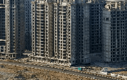 Đảo nhân tạo 12 tỷ NDT của Evergrande thành “vùng đất chết”, hàng loạt công trình bỏ hoang giữa cuộc khủng hoảng bất động sản Trung Quốc