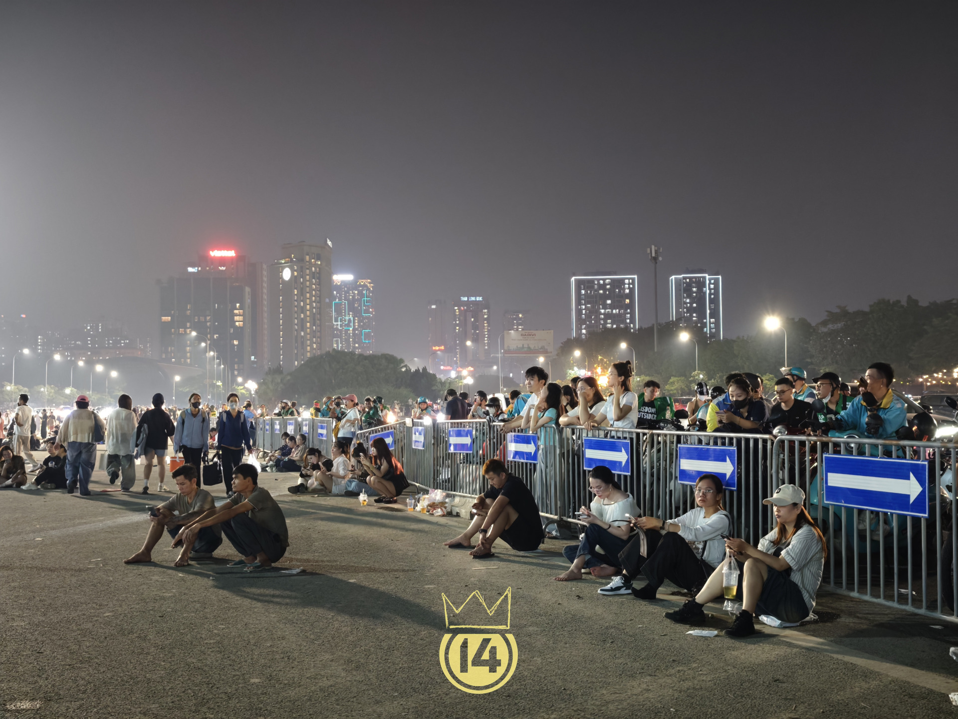 BIGBANG cúi lạy chào fan Việt, 2 đêm concert Hà Nội trở thành ký ức rực rỡ nhất! - Ảnh 48.