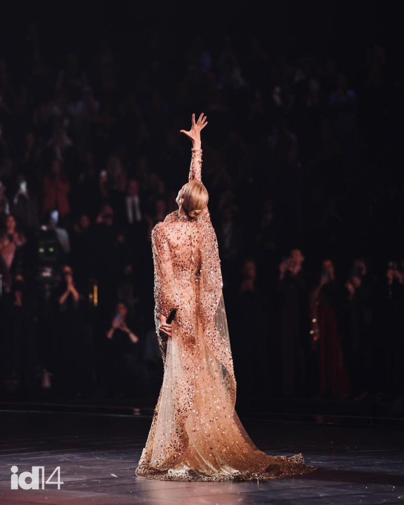 Bệnh tật và tuổi tác không thể cầm chân “giọng ca thánh” Céline Dion - Ảnh 4.