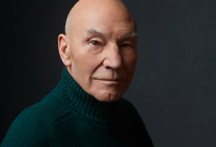 Sir Patrick Stewart - diễn viên đóng Giáo sư X trong "X-Men" qua đời ở tuổi 86- Ảnh 1.