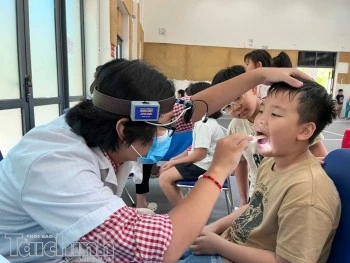 Đặt mục tiêu đến năm 2030 đạt bao phủ bảo hiểm y tế toàn dân Đặt mục tiêu đến năm 2030 đạt bao phủ bảo hiểm y tế toàn dân