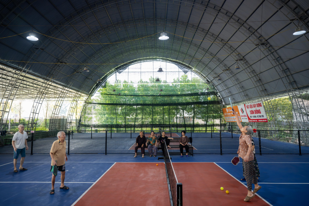 Viện dưỡng lão sáng đánh pickleball, chiều hát karaoke, giá trọn gói 6 triệu đồng/tháng - Ảnh 4.
