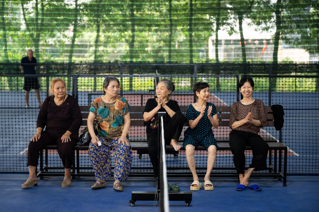 Viện dưỡng lão sáng đánh pickleball, chiều hát karaoke, giá trọn gói 6 triệu đồng/tháng - Ảnh 8.