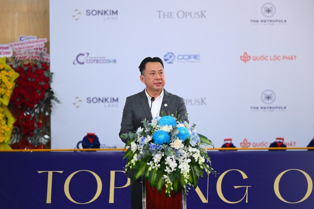 The OpusK chính thức cất nóc, hoàn thiện mảnh ghép cuối cùng của The Metropole Thủ Thiêm - Ảnh 1.