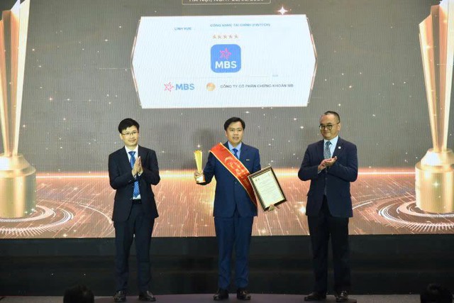 Nâng hạng mở cuộc đua mới: MBS tăng tốc bằng công nghệ, dữ liệu và AI - Ảnh 2. Nâng hạng mở cuộc đua mới: MBS tăng tốc bằng công nghệ, dữ liệu và AI - Ảnh 2.