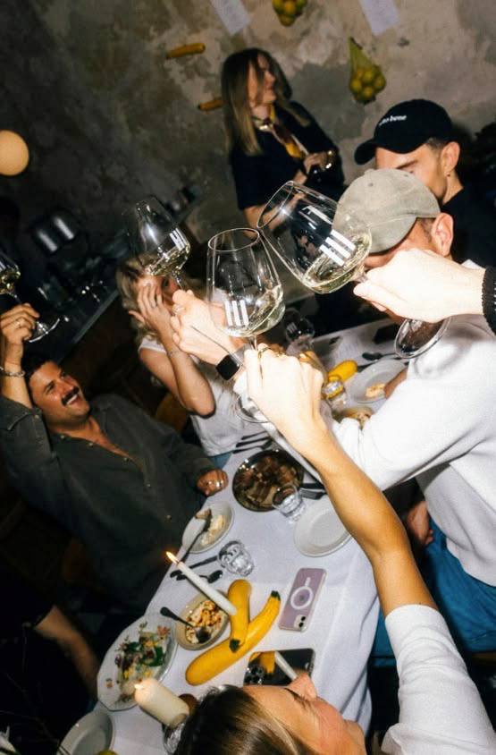 Trả tiền triệu để ăn tối với người lạ: Supper club là gì mà từ London, Dubai đến TP.HCM đều “cháy vé”?- Ảnh 26.