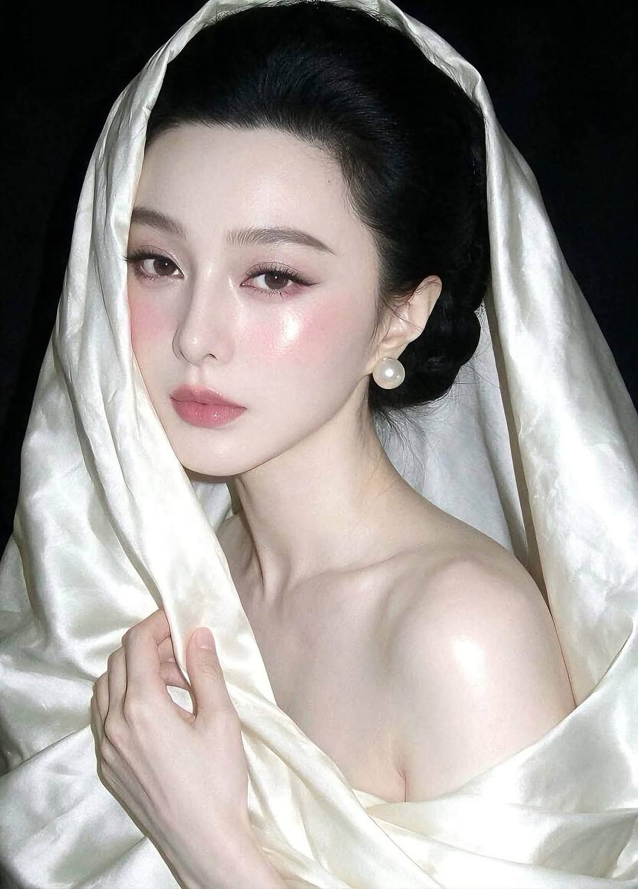 Tưởng Phạm Băng Băng tái xuất, hoá ra là một mỹ nhân Việt- Ảnh 5.