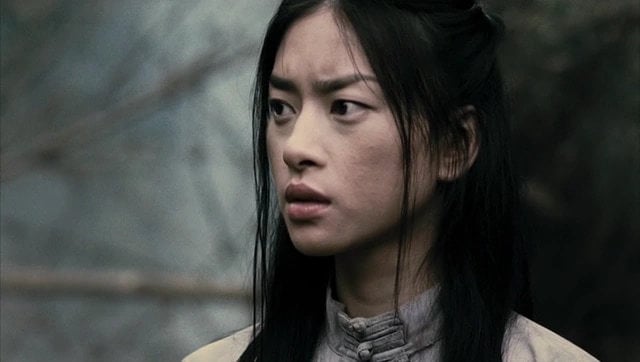 Lúc nhỏ như "con vịt xấu xí", cô bé Trà Vinh lớn lên thành mỹ nhân đóng loạt phim Hollywood, còn dự thi Oscar - Ảnh 4.