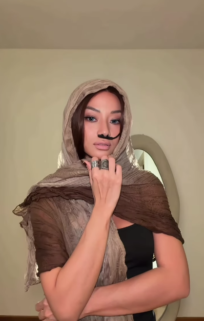 Hội nhà giàu và giới hot girl, TikToker đã quẩy Halloween tưng bừng: Ai cũng hóa trang đỉnh, chấm 10 điểm mỏi tay - Ảnh 28.