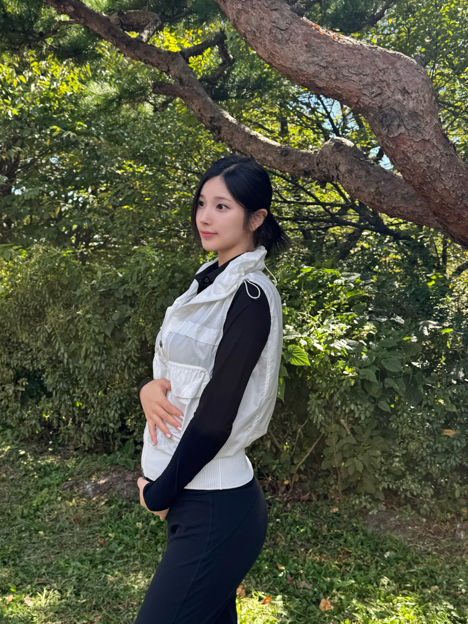 Ngọc nữ gen Z biến mất khỏi showbiz hơn 2 năm qua, thì ra mang thai liền tù tì 2 con cho đại gia hơn 15 tuổi- Ảnh 1.