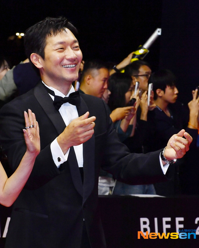 LHP Busan 2026: "Bà hoàng" Phạm Băng Băng chiếm trọn spotlight, Hyun Bin chưa bao giờ làm fan thất vọng- Ảnh 32.
