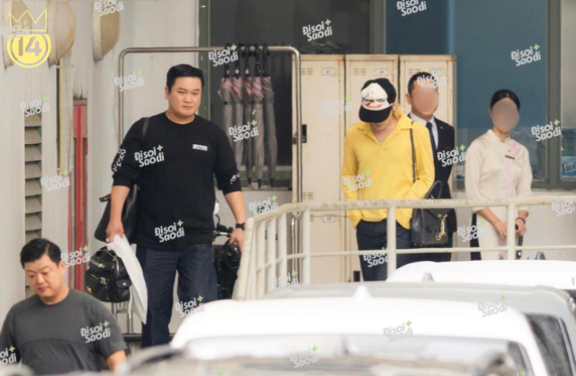 Ngay lúc này: 3 thành viên BIGBANG đã lên máy bay về Hàn Quốc! - Ảnh 3.