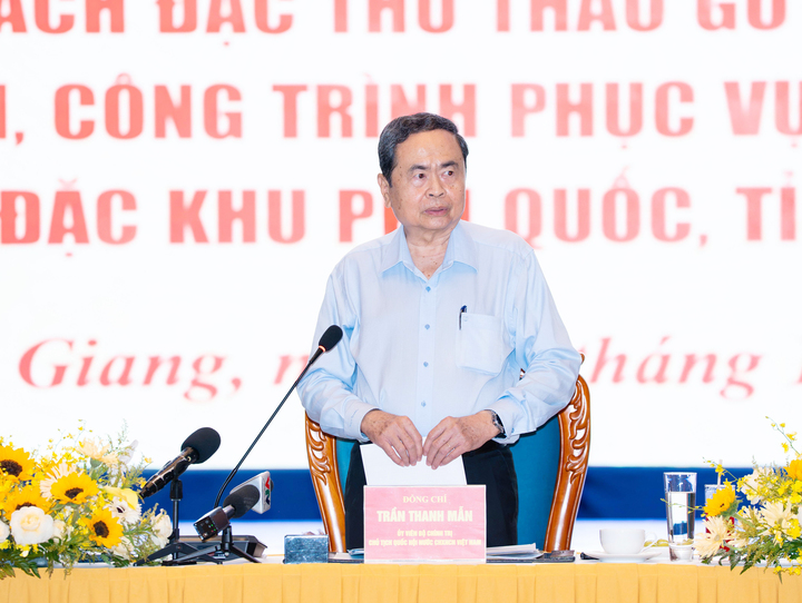 Chủ tịch Quốc hội: Công trình phục vụ APEC tại Phú Quốc phải đúng, đủ, đẹp- Ảnh 1. Chủ tịch Quốc hội: Công trình phục vụ APEC tại Phú Quốc phải đúng, đủ, đẹp- Ảnh 1.