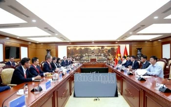 Việt Nam - Áo thúc đẩy hợp tác hạ tầng giao thông, đường sắt và tài chính